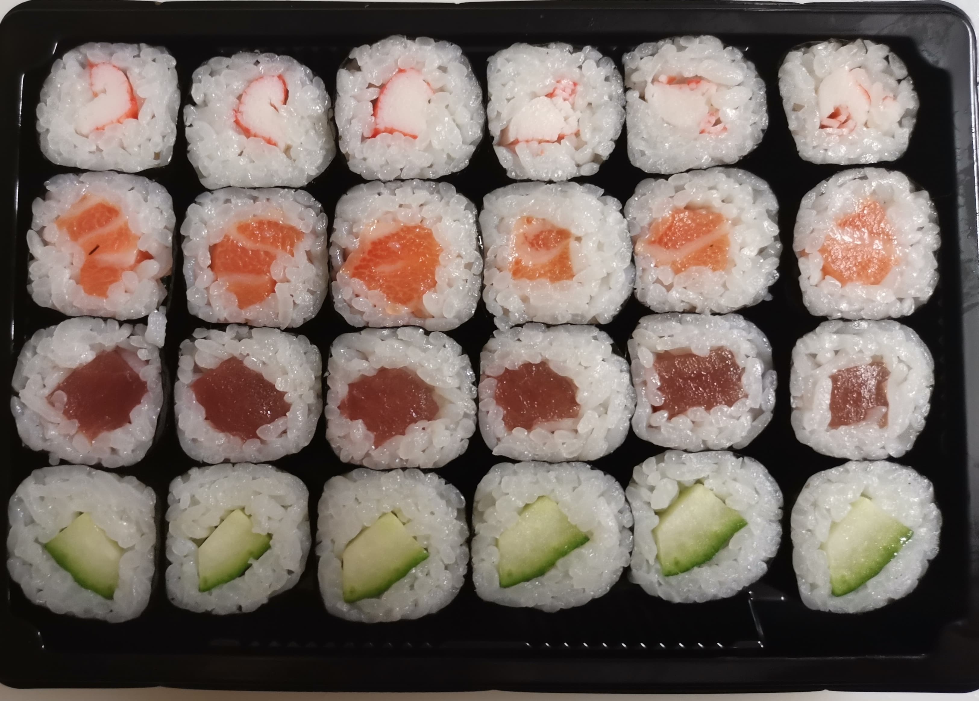 62. Maki box (24st)